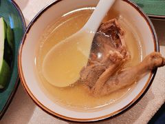 -鸽子侯·家宴·平价海鲜(绿地店)