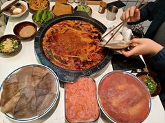-卤校长老火锅(杨家坪直营店)
