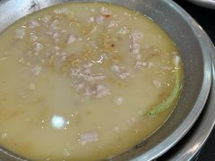 -老来福·非遗酸汤兔(凯旋路店)