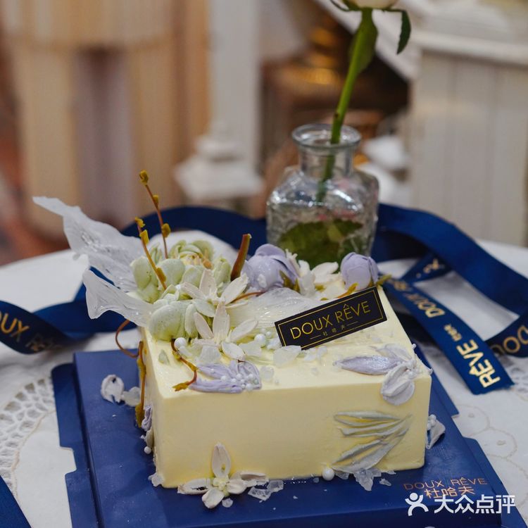 杜哈夫梦幻提拉米苏奶酪裱花蛋糕,打开甜蜜的方式!