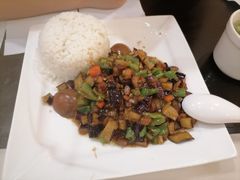 -汉宫汤泉汗蒸洗浴(五四广场店)