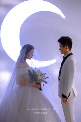 -苏菲亚婚纱摄影