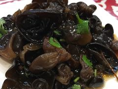 -秦香陕西食府(华贸天地店)