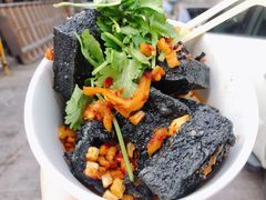 -黑色经典臭豆腐·湖南特产(坡子街店)