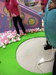 -孩子王童乐园(常德万达店)