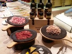 -富力希尔顿酒店·地阔自助餐厅