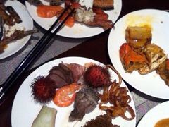 -荣誉国际酒店-云顶旋转餐厅