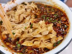 -伊穆祥牛肉面总店·清真