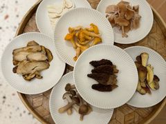 -一坐一忘云南菜(卓悦中心)