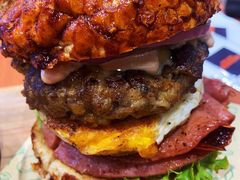 双蛋指椒牛肉汉堡-魏斯理汉堡(西安沣东吾悦店)