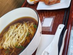 -百年老字号·观振兴蟹黄面·三虾面·苏式面(观前街富仁坊巷店)