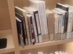 -漕河泾街道图书馆(漕河泾社区文化活动中心店)