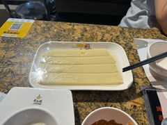 -黄记煌三汁焖锅(渝北金港国际店)