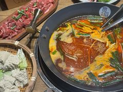 -贵厨酸汤牛肉(小十字店)