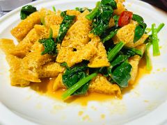 -俭寨大盘鸡·手抓肉·烧烤新疆菜(乌苏路店)