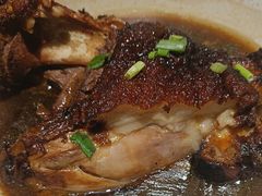 -老码头黑皮肘子锅包肉(赣水路店)