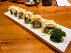 蟹籽加州卷-鸟鸣门屋台料理(金帝银泰店)
