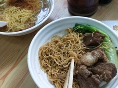 -小梁哥云吞面(黄贝岭店)