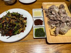 -蒙艾里民族传统菜蒙餐