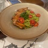 牛排配佳肴
