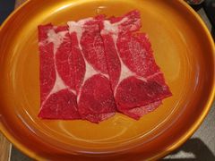 -牛YO寿喜烧·铁板烧和牛火锅自助(市府恒隆店)