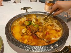 沙湾原始大盘鸡-丝路金桃·新疆菜(徐汇店)