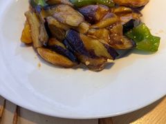 -关东小磨东北菜(上海长风大悦城店)
