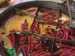 -财二舅火锅招待所