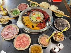 -洞亭火锅(防空洞总店)