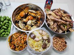 -一口猪海鲜浑锅·东北家常菜