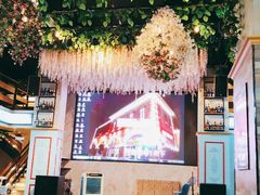 -壹号院音乐餐厅•烤全羊•新疆菜(浐灞店)