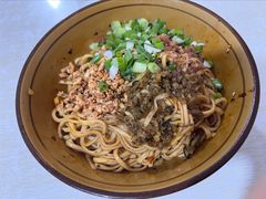 -雷祖芳老妈蹄花店