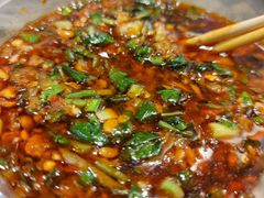 -肖肖酸萝卜鱼火锅(总店)