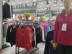 -百荣世贸商城