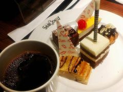 -亚马逊海鲜自助餐厅(惠山万达店)