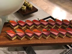 -筠咖啡西餐厅(上海国展宝龙丽筠酒店)