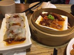 -新大咀港式茶餐厅(宝山万达店)