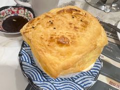 -金马门国际美食百汇(珞喻路店)