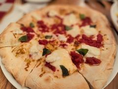 -城市大道红炉披萨烘焙坊