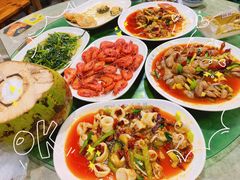 -四川小胡子海鲜(丁村万人海鲜广场店)