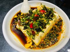 -95号酱骨·一块豆腐(展春园西路店)