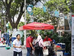 -詹爷爷乌节路街头冰淇淋