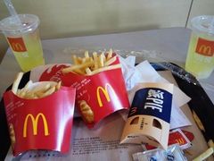 -麦当劳(新达汇三林店)