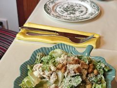 凯撒鸡肉沙拉-老井俄式餐厅