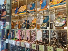 -VENCHI 闻绮(上海佛罗伦萨小镇店)