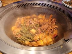 -山河屯铁锅炖鲜鹅·东北菜(开发区一店)