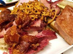 肉类拼盘-皇冠自酿啤酒坊(中国红街5号楼店)