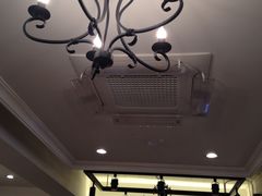 -Cafe de Paris(林荫路店)