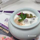 不是很正宗的新疆菜 但味道还可以