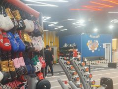 -成杰格斗·拳击·柔术·防身术(建设路店)